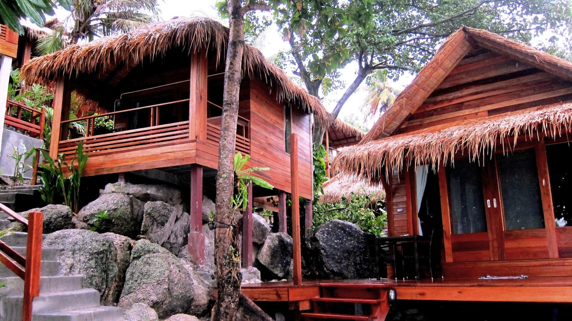 Ten Moons Lipe Resort Exterior photo