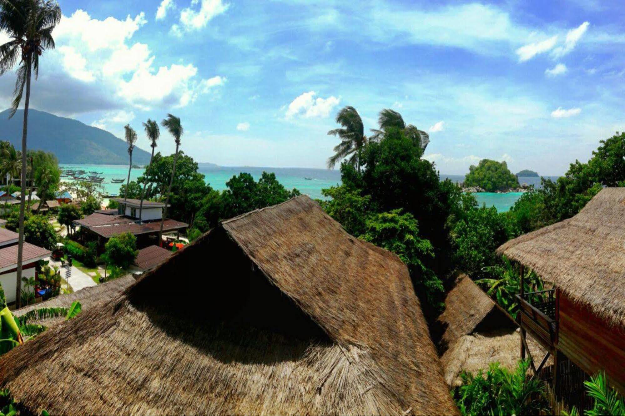 Ten Moons Lipe Resort Exterior photo